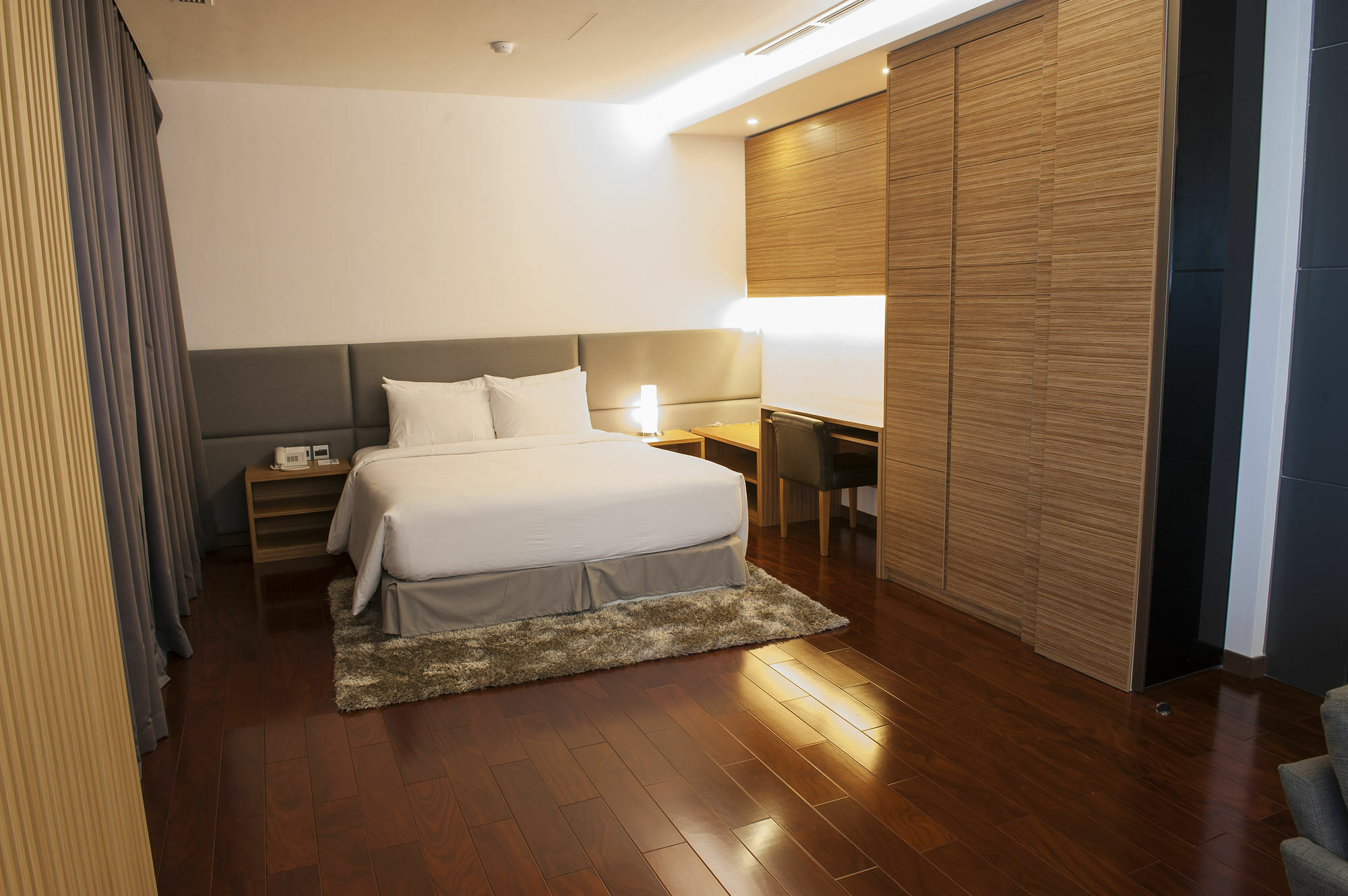 Charm Suite Residence Saigon โฮจิมินห์ซิตี้ ภายนอก รูปภาพ